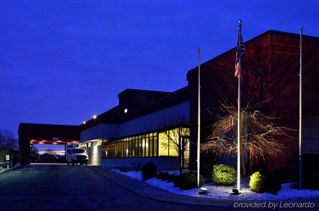 Wyndham Garden Inn Pittsburgh Airport Robinson Township  Exterior photo